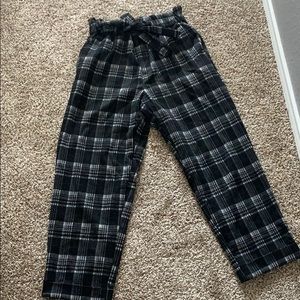Paperbagwaist plaid pants